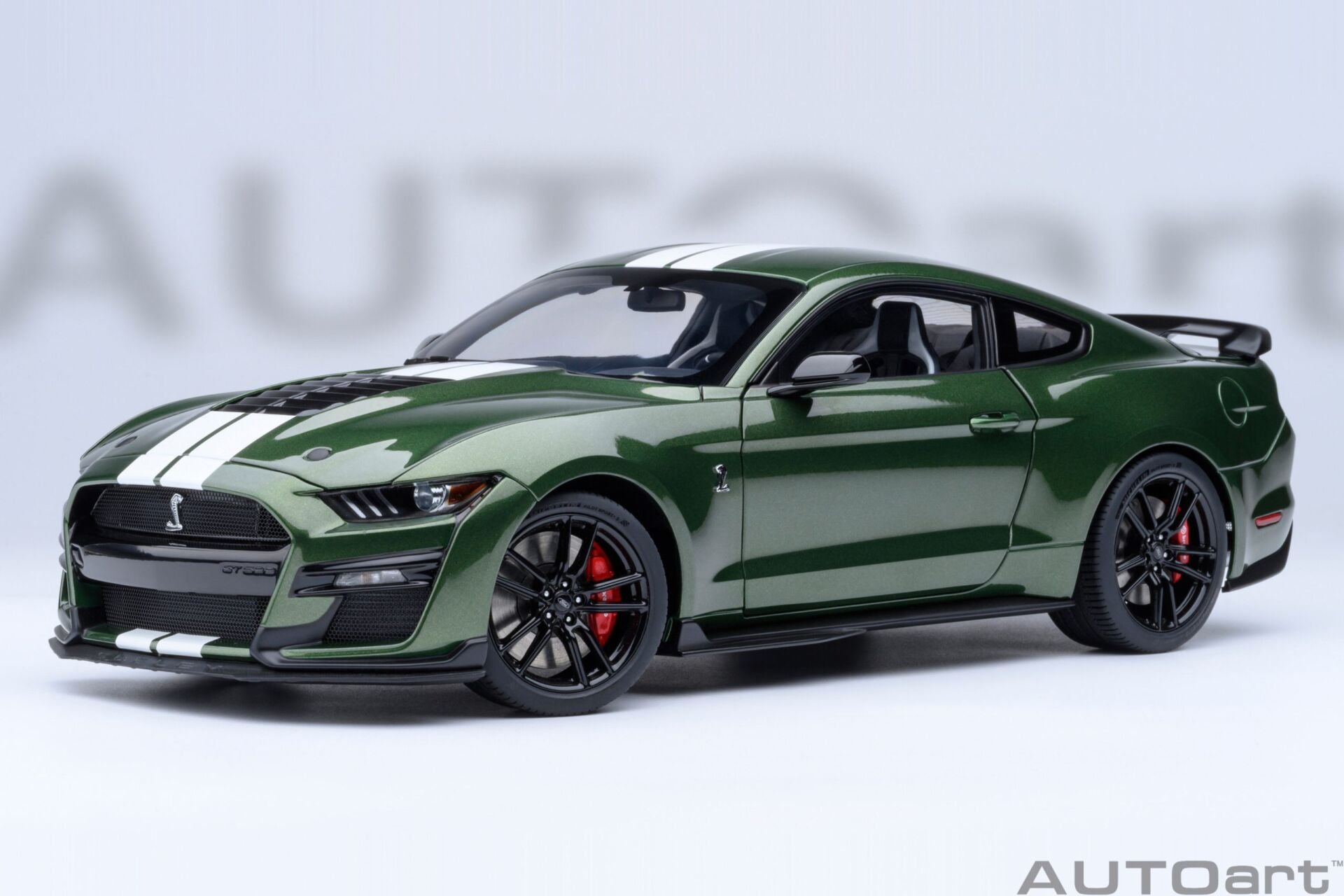 Autoart 1/18 Ford Mustang Shelby GT500 (Eruption Green) - 73097