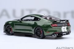 Autoart 1/18 Ford Mustang Shelby GT500 (Eruption Green) - 73097