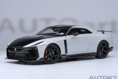 Autoart 1/18 Nissan GT-R50 by Italdesign (Metallic White/Black) - 77511