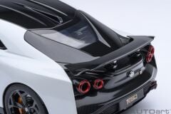 Autoart 1/18 Nissan GT-R50 by Italdesign (Metallic White/Black) - 77511
