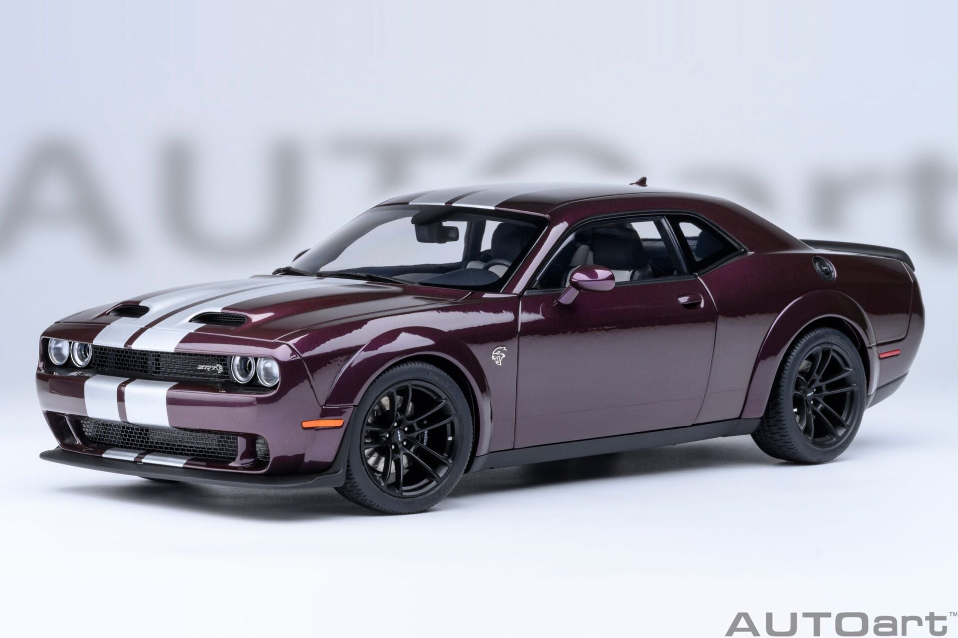 Autoart 1/18 Dodge Challenger SRT Jailbreak 2022 (Hellraisin) - 71762