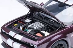 Autoart 1/18 Dodge Challenger SRT Jailbreak 2022 (Hellraisin) - 71762