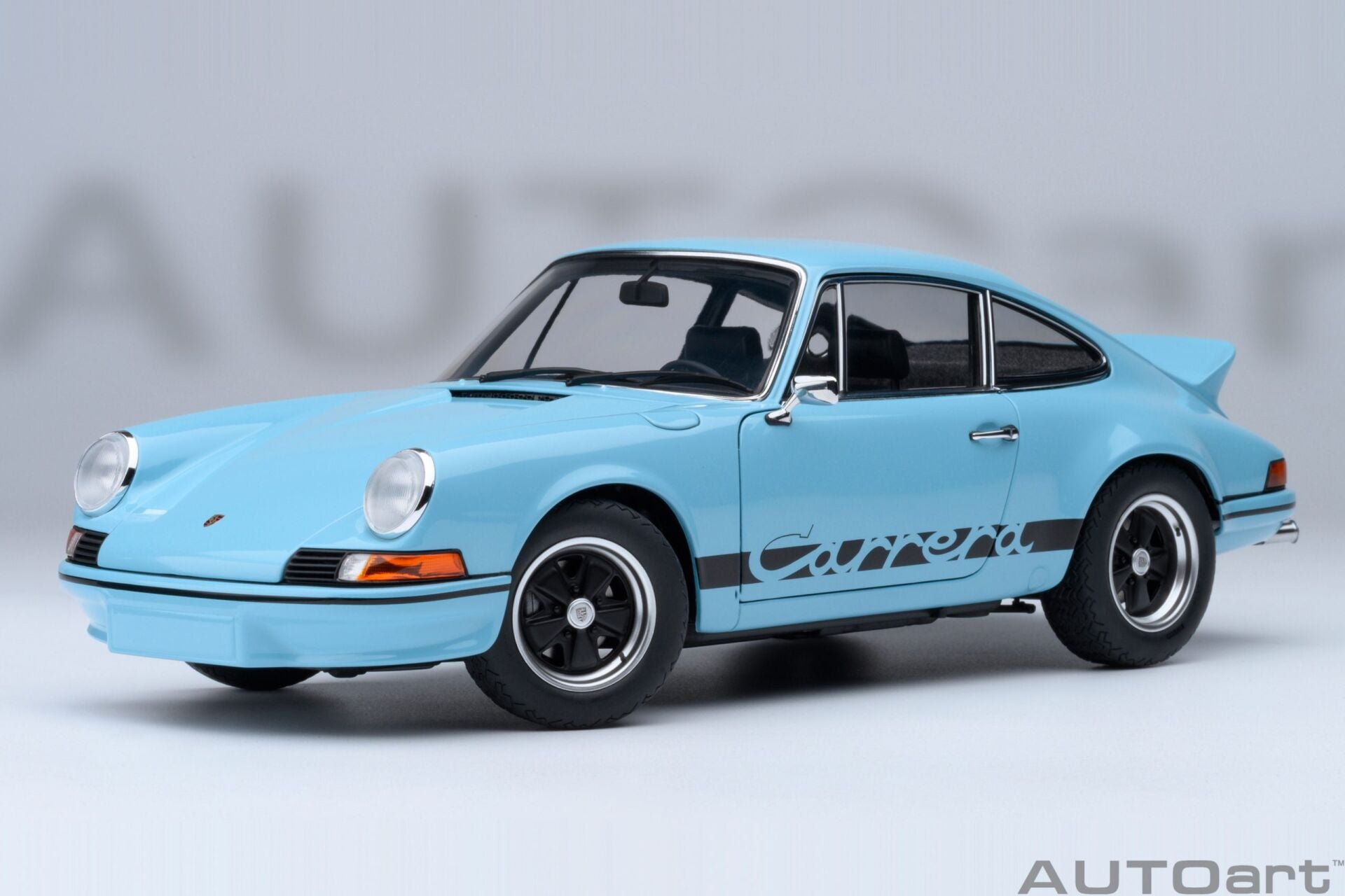 Autoart 1/18 Porsche 911 Carrera 2.7 RS (Gulf Blue with Black stripes) - 78032