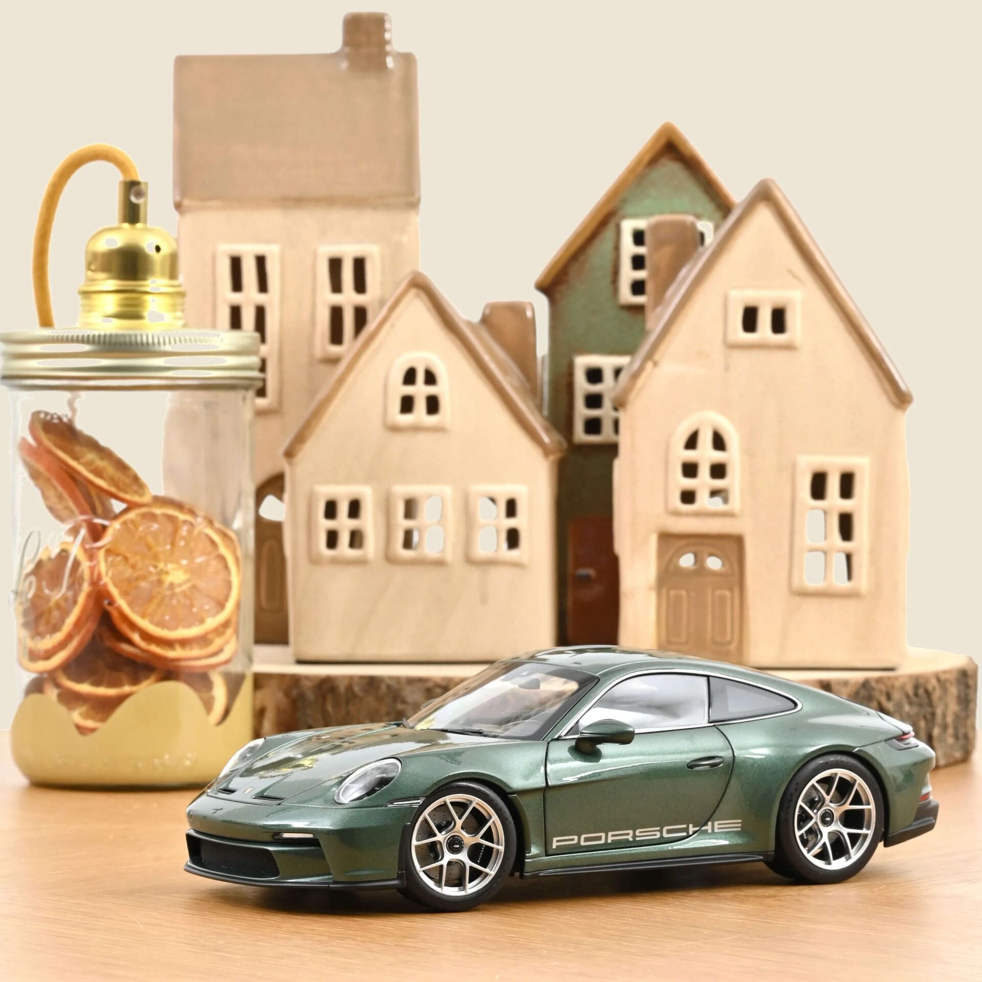 Norev 1/18 Porsche 911 S/T 2023 Malachite green metallic - 187472