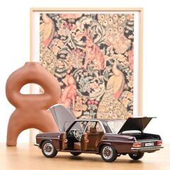 Norev 1/18 Mercedes-Benz 200 1968 Dark Red Brown - 183778