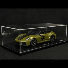 Spark Models 1/18 Porsche 911 Spirit 70 - Olive Neo