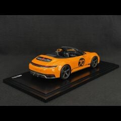 Spark Models 1/18 Porsche 911 Spirit 70 - Signal Orange