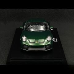 Spark Models 1/18 Porsche 911 GT3 mit Touring-Paket - Oak Green Metallic Neo