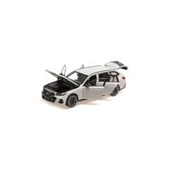 Minichamps 1/18 BMW İ5 M60 Touring - 2024 - Beyaz Metalik - 110 023601