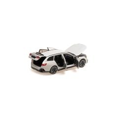 Minichamps 1/18 BMW İ5 M60 Touring - 2024 - Beyaz Metalik - 110 023601