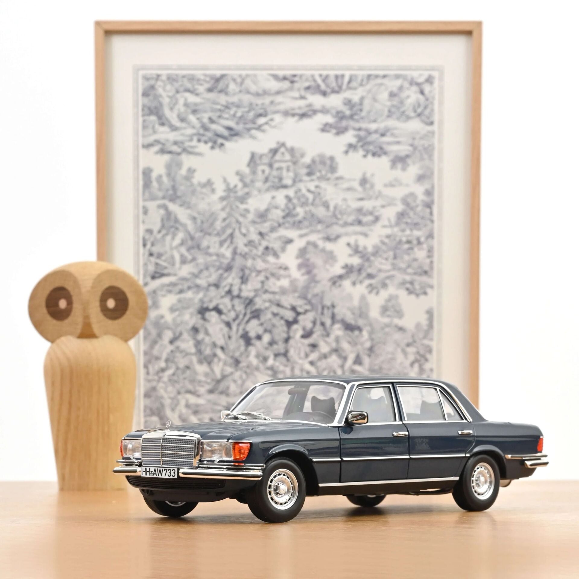 Norev 1/18 Mercedes-Benz 350 SEL 1979 Hansa Blue - 183976