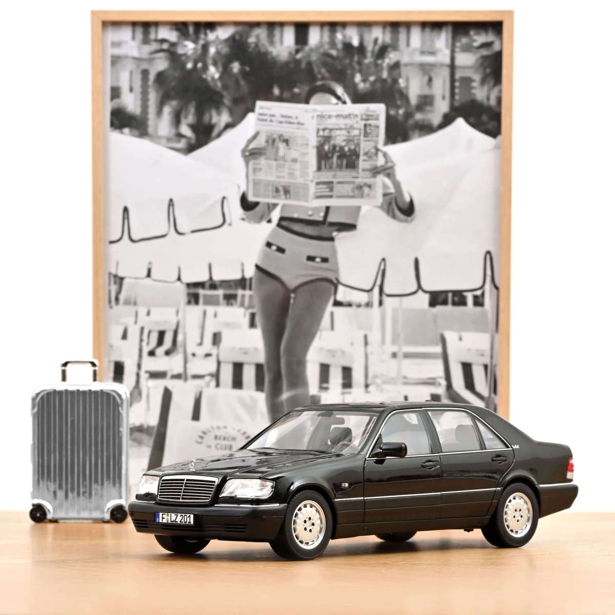 Norev 1/18 Mercedes-Benz S600 1997 Obsidian Black Metallic - 183045