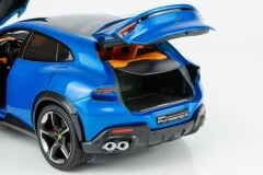 Polistil 1/18 Ferrari Purosangue 2022 With Showcase - Blue Corsa 1500/0078