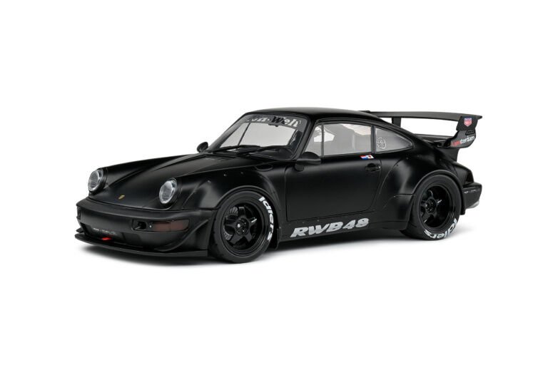Solido 1/18 RWB Bodykit Darth Vader – 2016 - S1807508