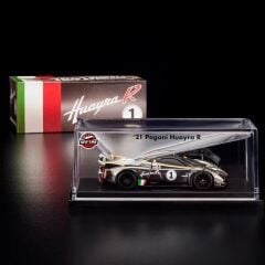 Hot Wheels Premium 1/64 - RLC Exclusive ‘21 Pagani Huayra R