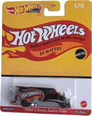 Hot Wheels Premium 1985 Chevy Astro Van HCK90