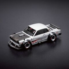 Pop Race 1/64 Skyline GT-R V8 Drift Hakosuka Chrome Enigma Exclusive Edition (Blister Paket) PR64-005