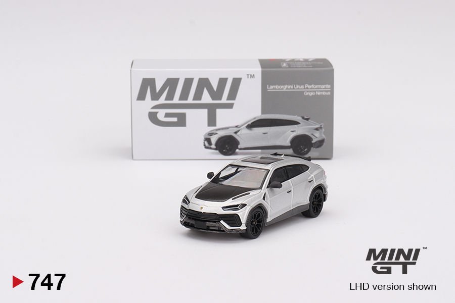 Mini GT 747 Lamborghini Urus Performante
