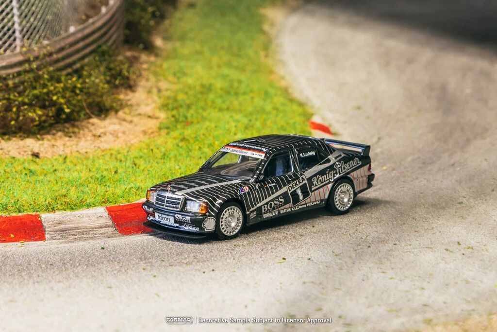 Tarmac Works 1/64 Mercedes-Benz 190 E 2.5-16 EVO 1 #01 - GLOBAL64