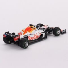 Mini GT 680 Red Bull Racing RB16B #33