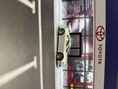 MoreArt Diorama Toyota 4S Showroom Model