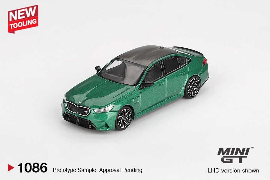 Mini GT 1086 1/64 BMW M5 (G90) Isle of Man Green Metallic