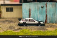 Tarmac Works Toyota Sprinter Trueno AE86 Widebody Beyaz / Siyah Tarmac Kartları ile Birlikte