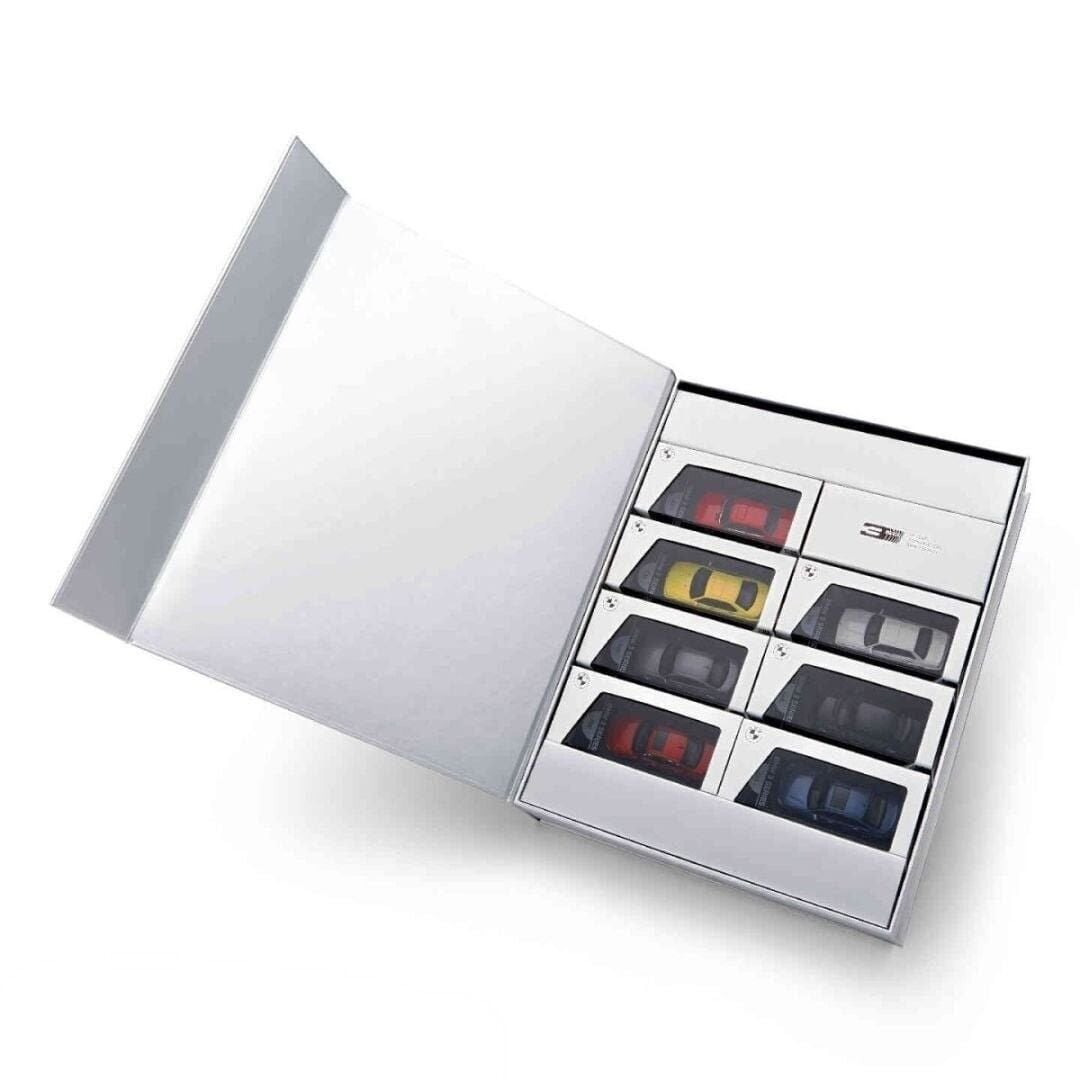 Almost Real 1/64 50. Yıl Collector Set BMW 3 Serisi