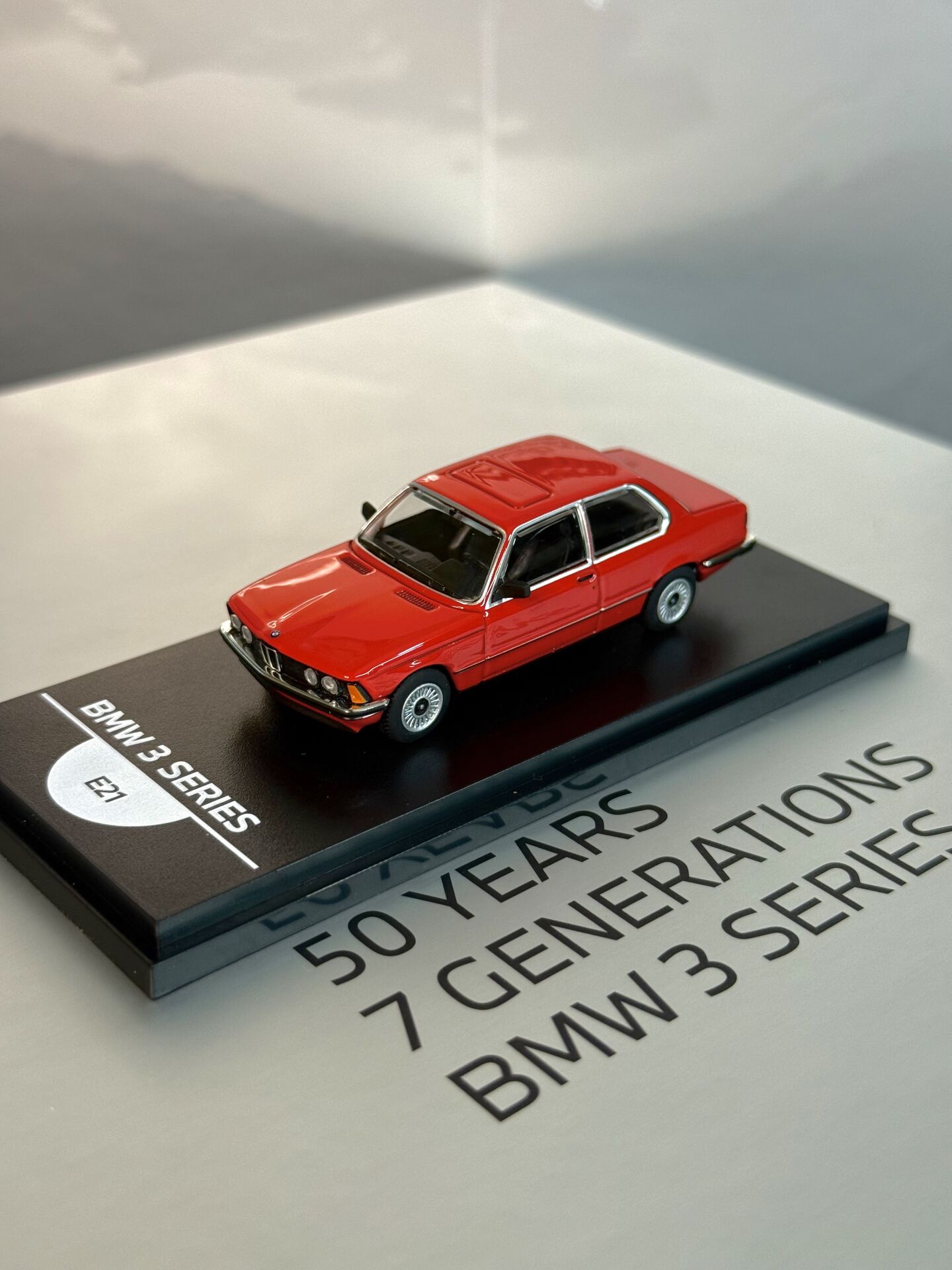 Almost Real 1/64 50. Yıl BMW 3 - E21