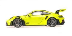 Minichamps 1/18 PORSCHE 911 (992) GT3RS – 2023 – ACID GREEN W BLACK WHEELS - 110 062028