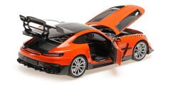 Minichamps 1/18 MERCEDES-AMG GT BLACK SERIES – 2021 – ORANGE W/SILVER WHEELS - 110 032024