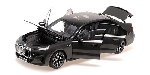 Minichamps 1/18 BMW i7 M70 (G70) – 2024 – Gri Metalik - 110 023700